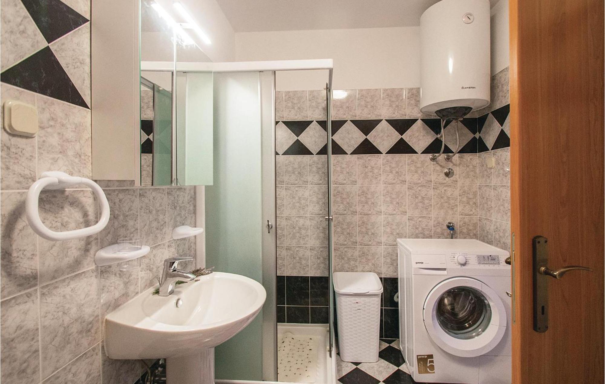 Amazing Apartment In Labin With House Sea View Luaran gambar
